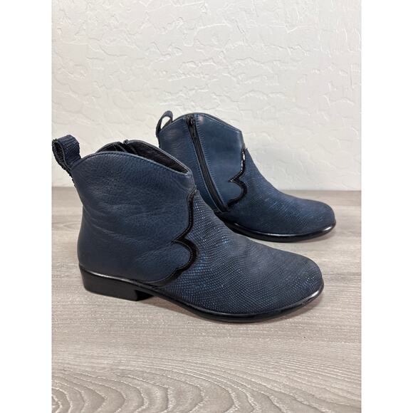 NAOT Sirocco Blue Leather Side Zip Ankle Boots Women's Size 37 US 6-6.5- EUC - Picture 1 of 7